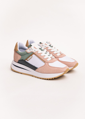 Кроссовки GUESS