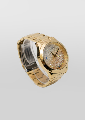 кепки, шапки, перчатки, платки,ремни GUESS