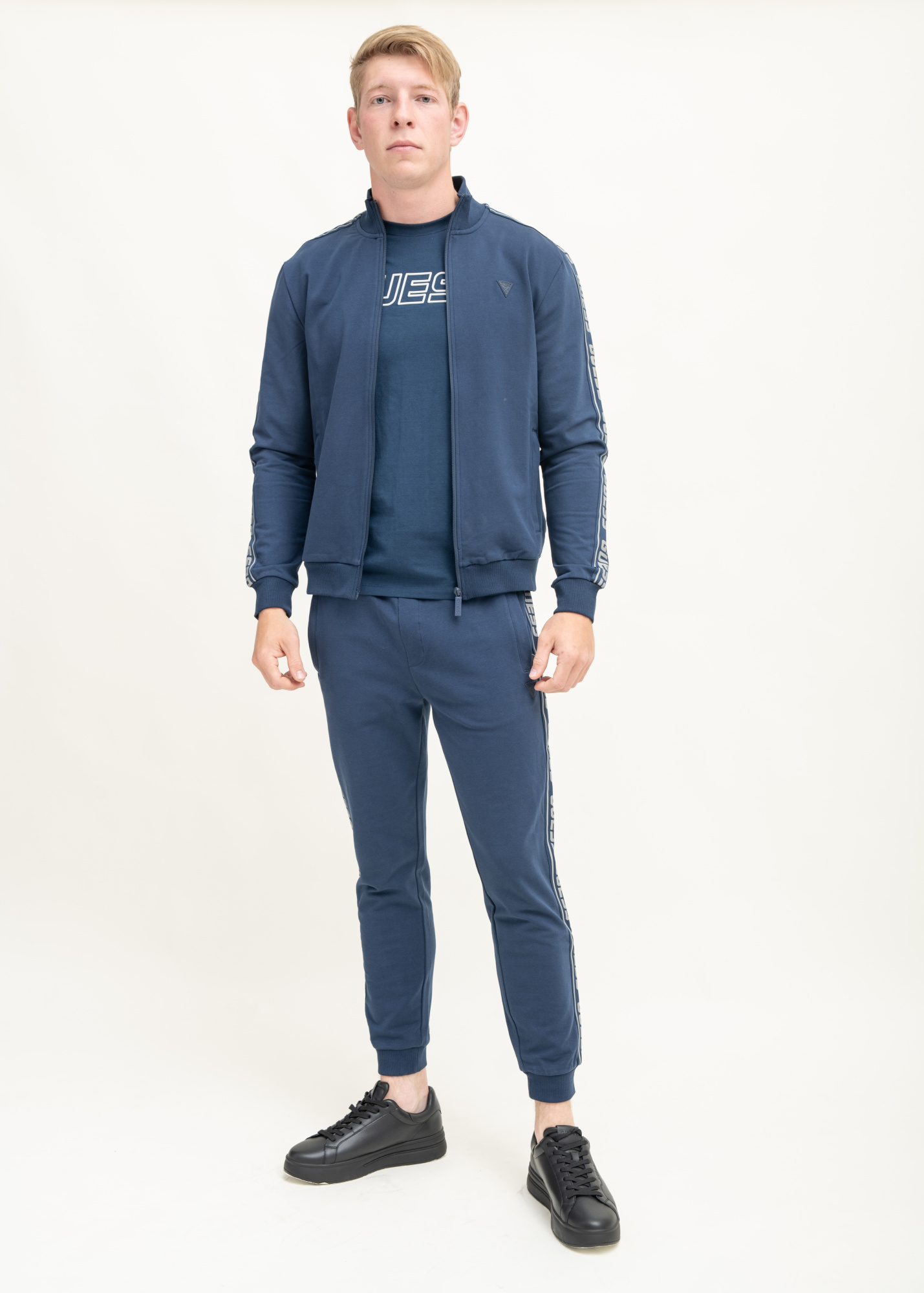 Брюки спортивные GUESS