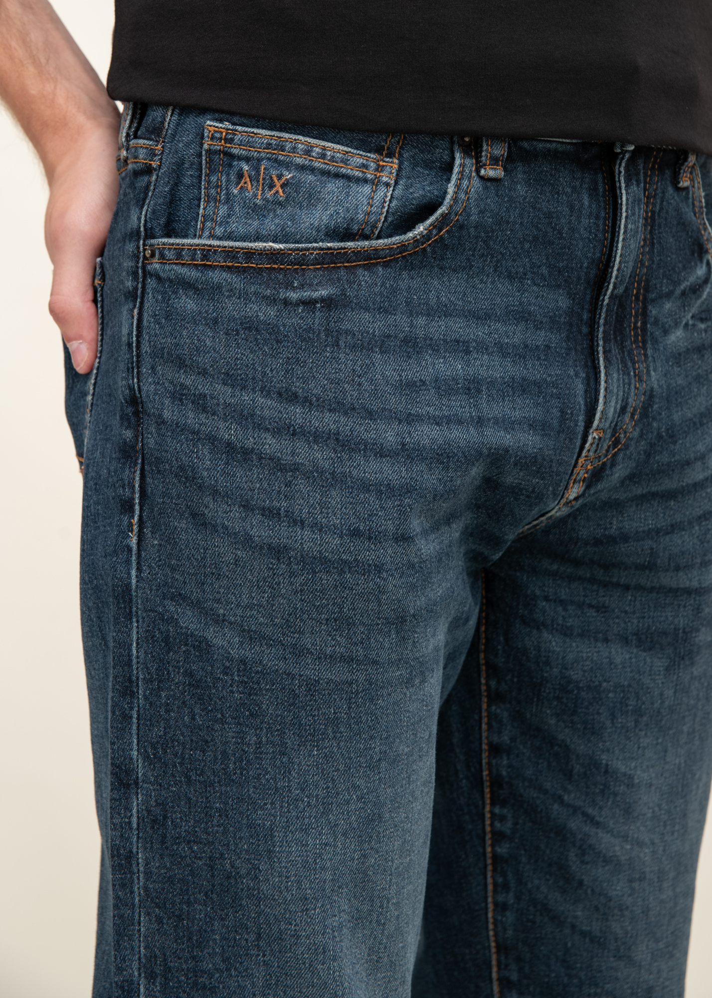 Джинсы ARMANI EXCHANGE