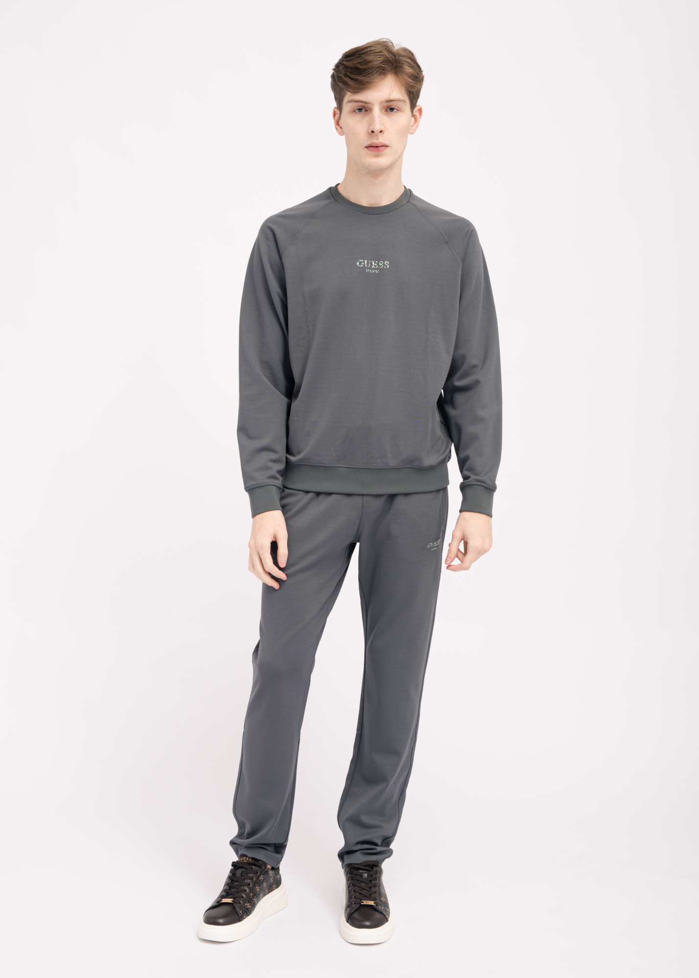 Джемпер GUESS