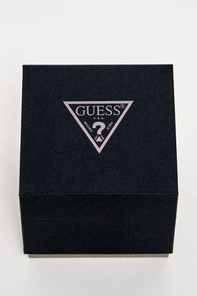 кепки, шапки, перчатки, платки,ремни GUESS