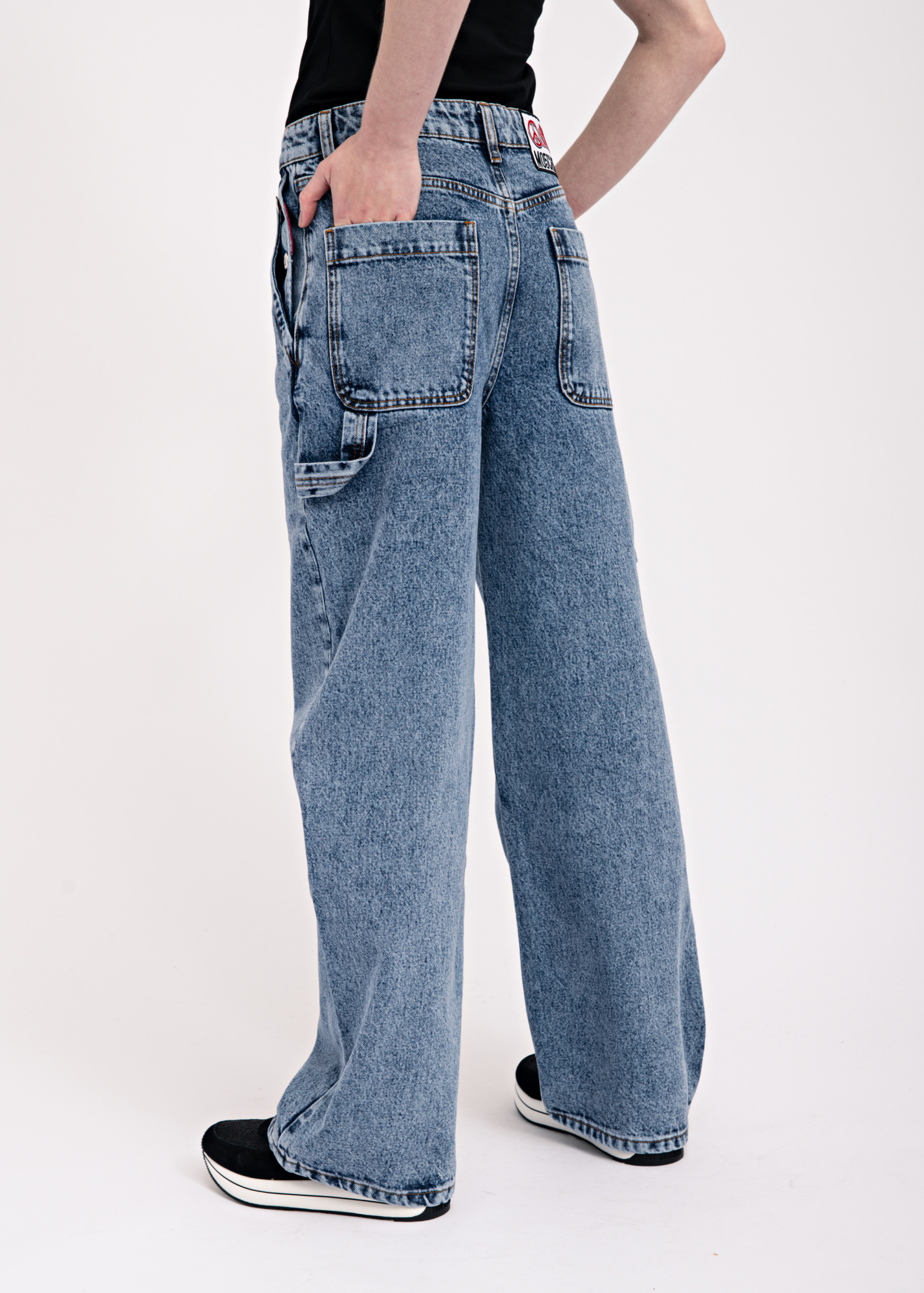 Джинсы LOVE MOSCHINO