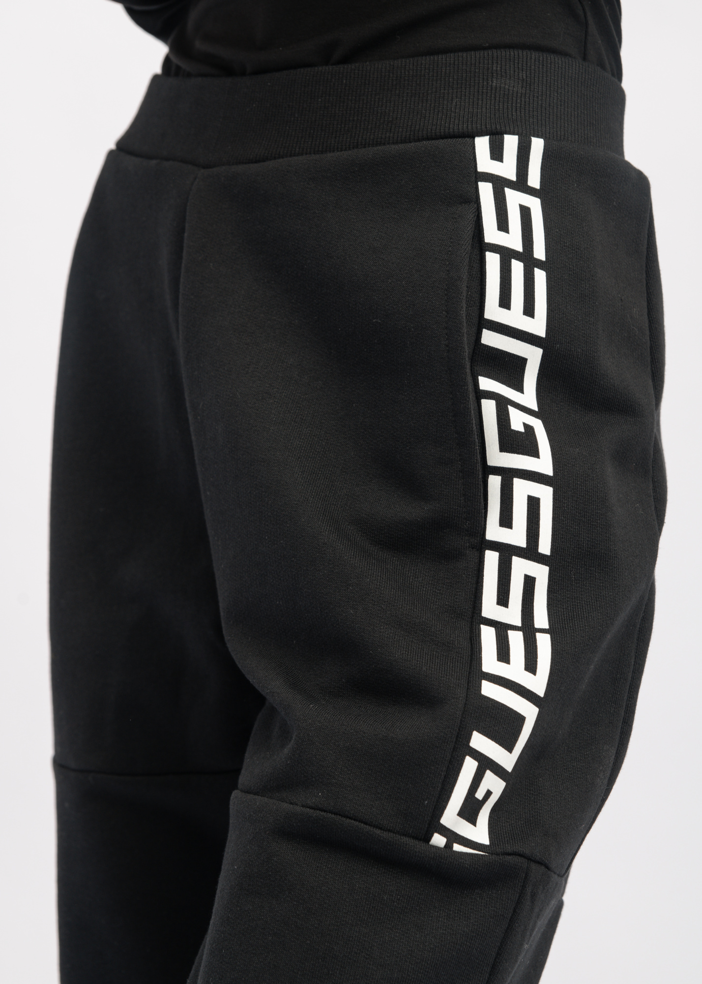 Брюки спортивные GUESS