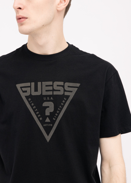 Футболка GUESS