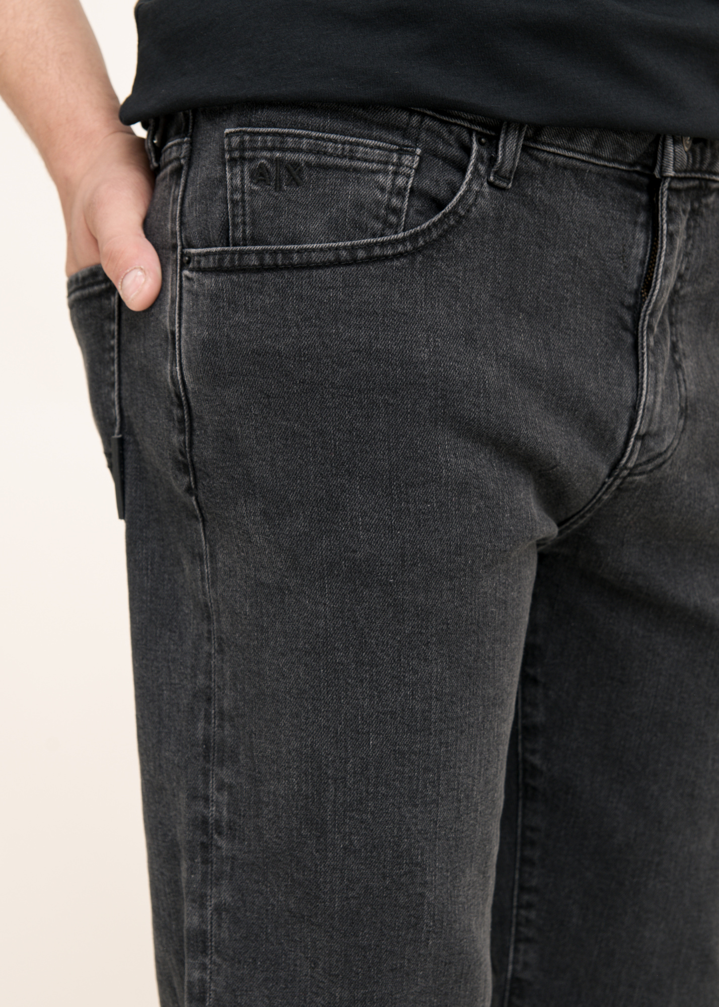 Джинсы ARMANI EXCHANGE