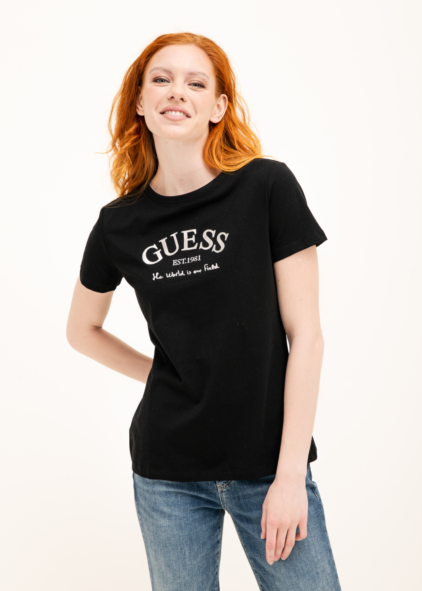 Футболка GUESS