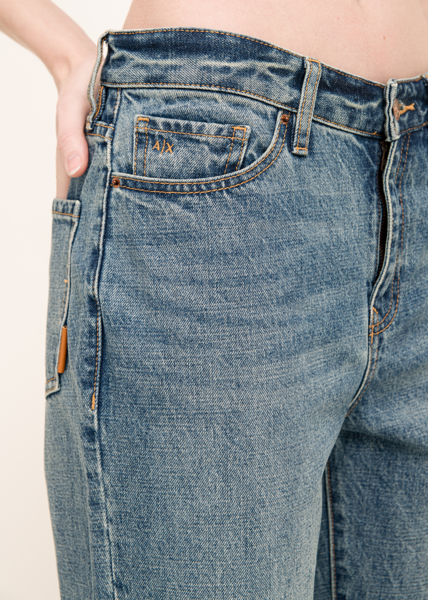 Джинсы ARMANI EXCHANGE