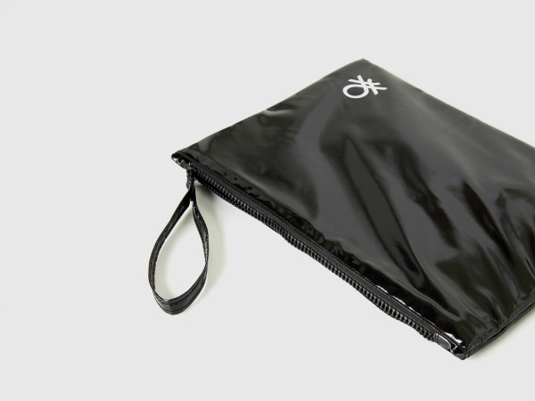 Косметичка BENETTON