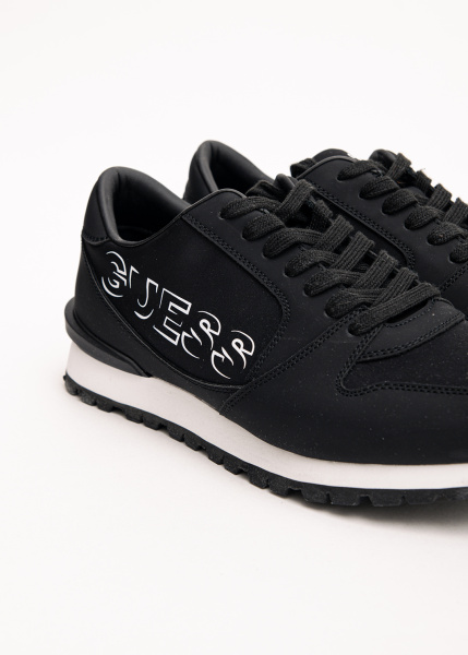 Кроссовки GUESS