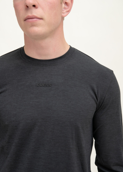 Футболка GUESS