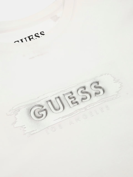 Футболка GUESS