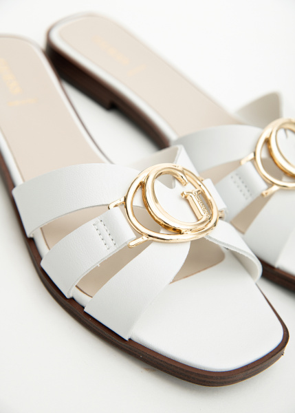 Сандалии GUESS