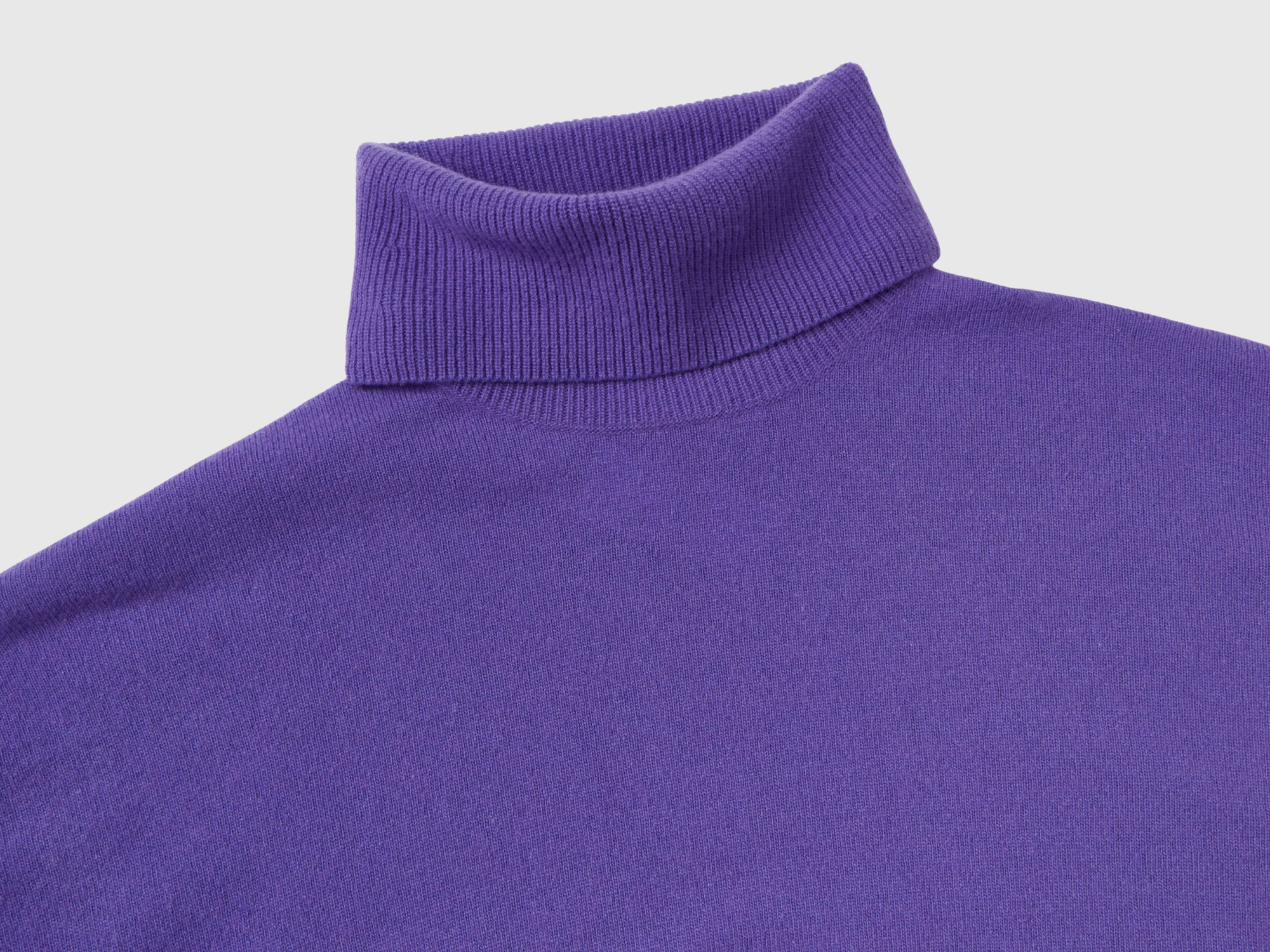 Водолазка BENETTON