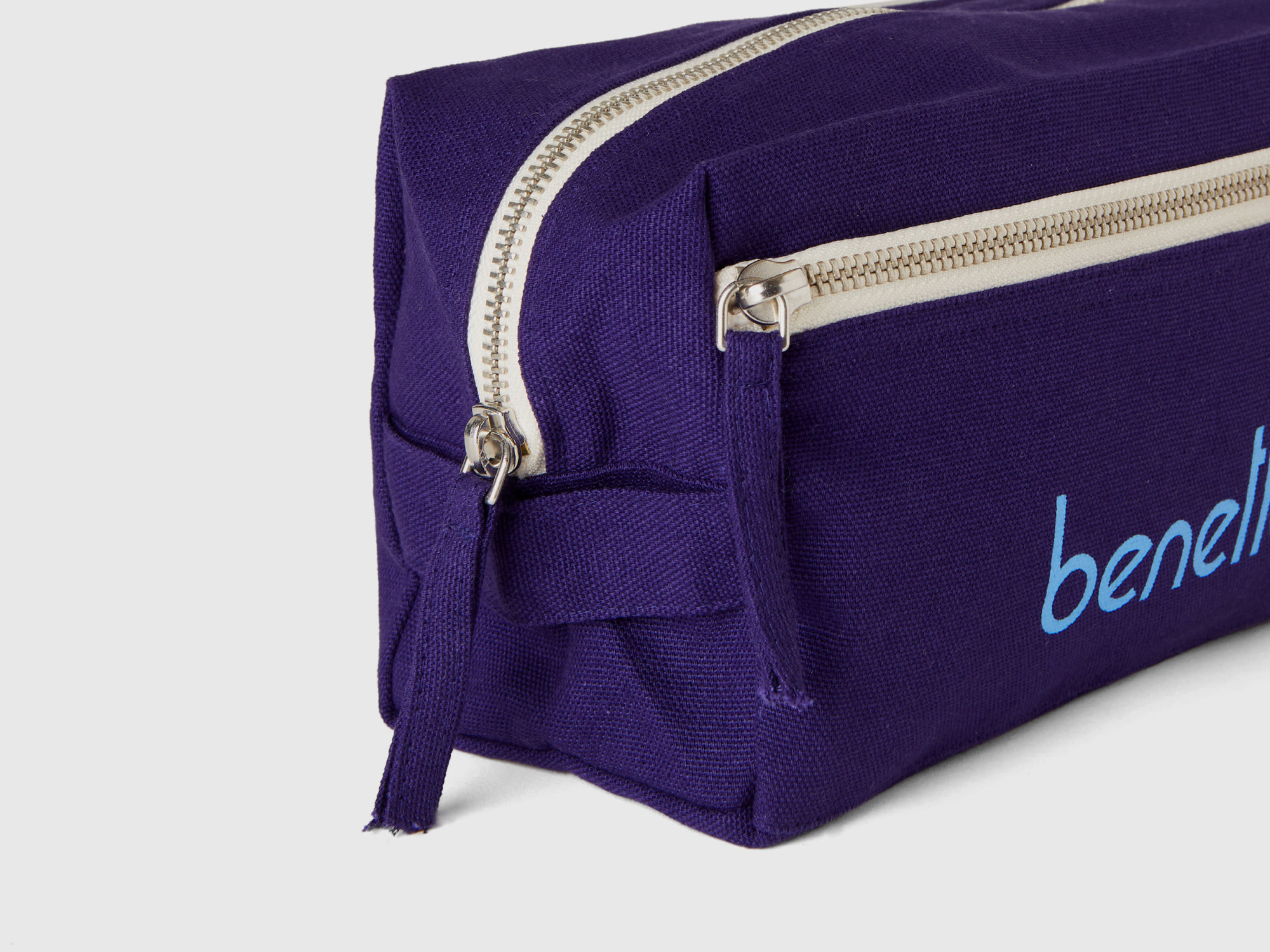 Косметичка BENETTON