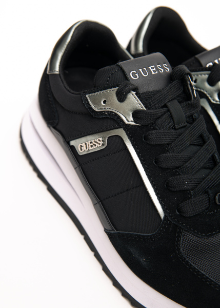 Кроссовки GUESS