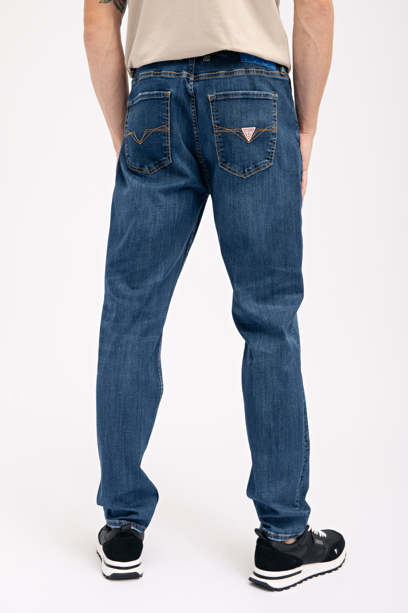 Джинсы GUESS