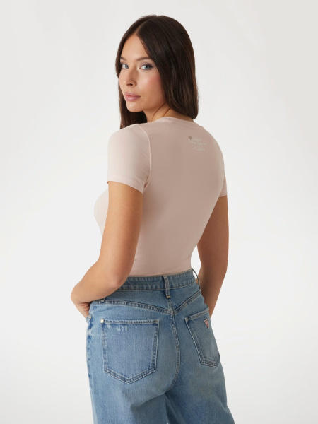 Футболка GUESS