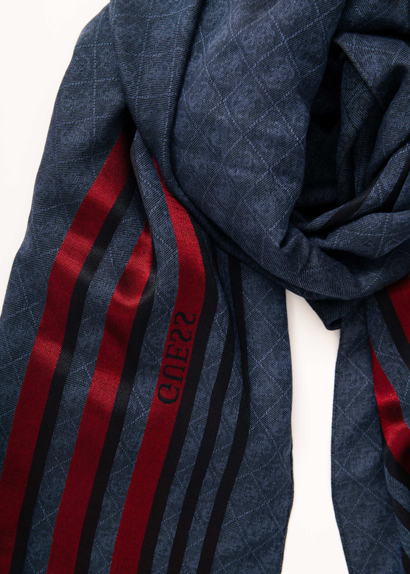 Шарф GUESS