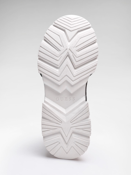 Кроссовки GUESS