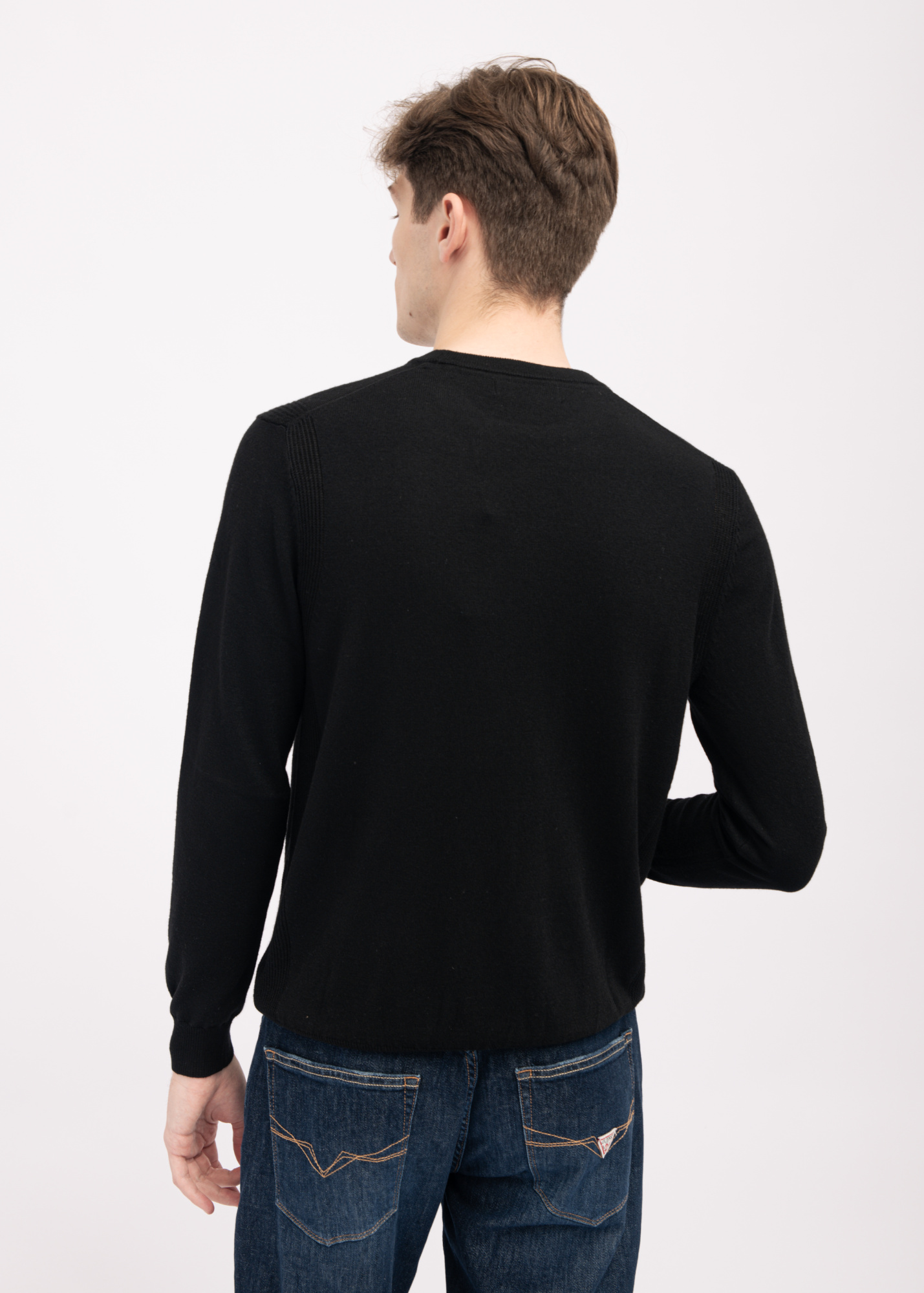 Джемпер GUESS