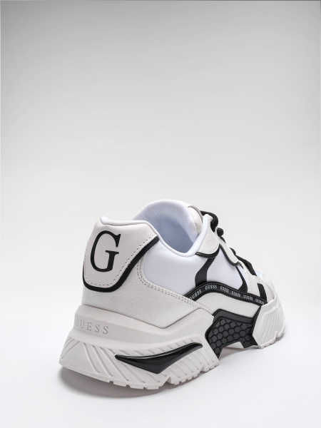 Кроссовки GUESS