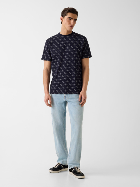 Футболка GUESS