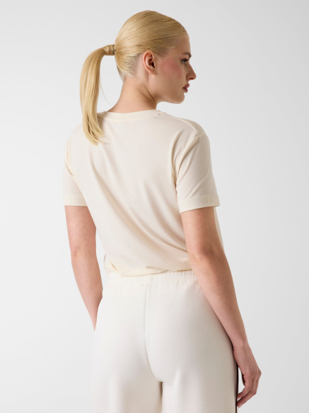 Футболка GUESS