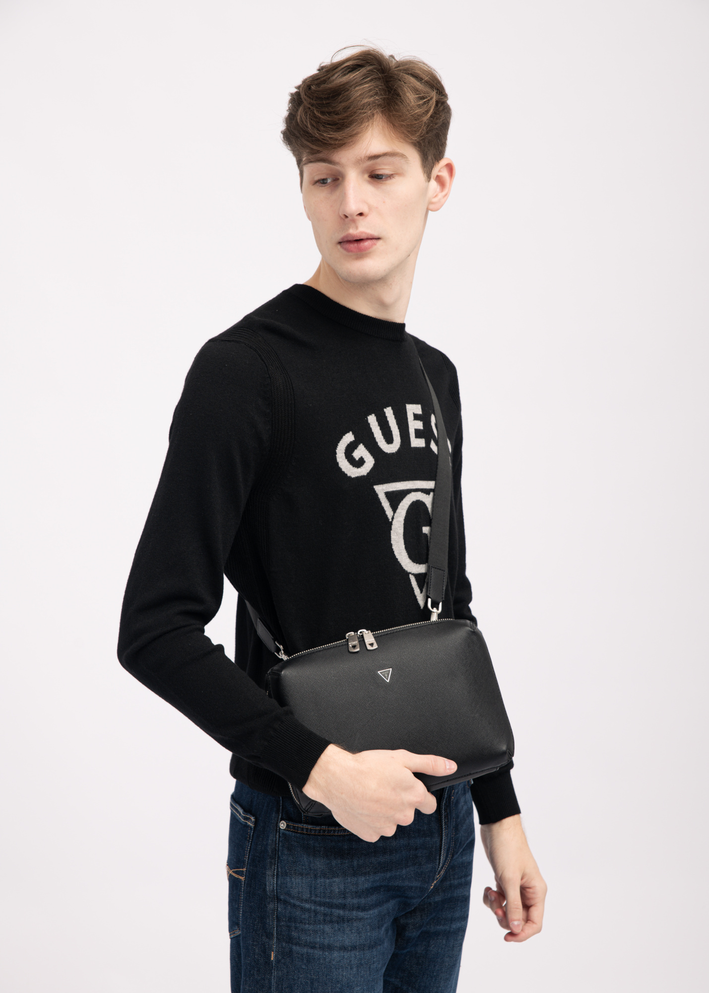 Джемпер GUESS